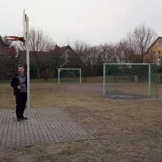 Spiel- und Bolzplatz – Bild 1