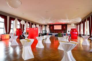 Veranstaltungszentrum im Golf-Park Dessau – Bild 1