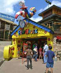 The Fun House – Bild 1