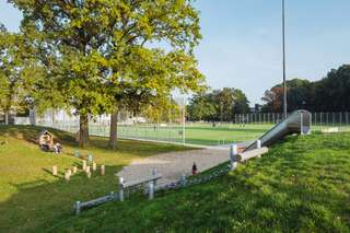 Spielplatz – Bild 3