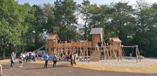 Spielanlage "Schwanenstadt" – Bild 3