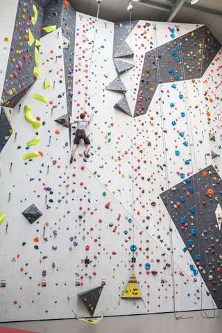 DAV Kletter- & Boulderzentrum Aschaffenburg – Bild 2