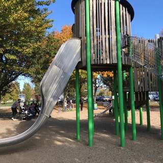 Marina Innenhafen Duisburg Spielplatz – Bild 3