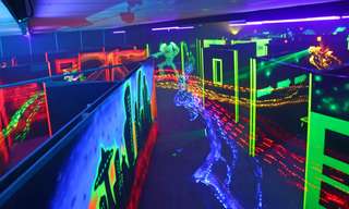 funXperience Bad Oeynhausen | LaserSports, NeonGolf, Mission: Room Escape – Bild 1