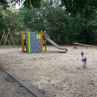 Spielplatz Sebastianstraße – Bild 1