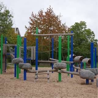 Spielplatz Elsa-Brandström-Straße – Bild 1