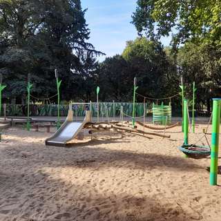Spielplatz Schwanenmarkt – Bild 1