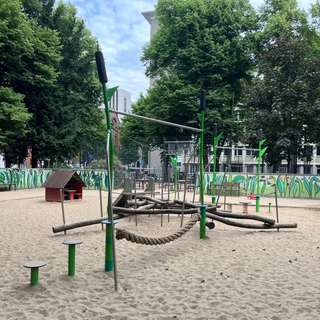 Spielplatz Schwanenmarkt – Bild 2
