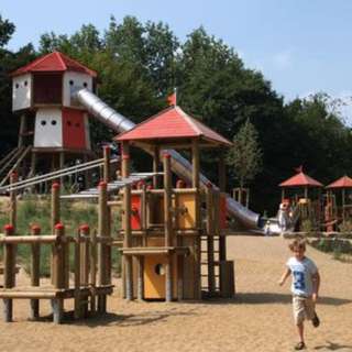 Playground – Bild 4