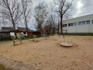Spielplatz Lourdesstraße – Bild 1