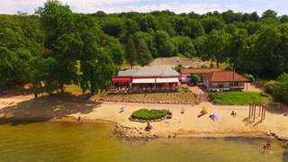 Badepilz im Tollensesee "Strandbad Augustas" – Bild 1