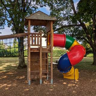 Spielplatz Lindach, Kettelerstrasse – Bild 3