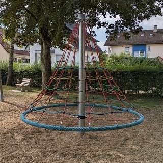 Spielplatz Lindach, Kettelerstrasse – Bild 4