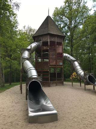 Spielplatz Stadtpark – Bild 1