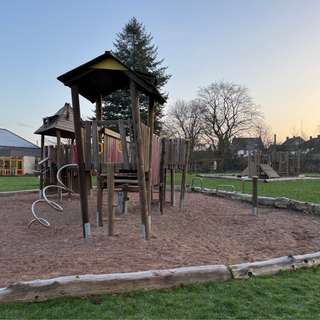 Spiel- und Bolzplatz Bärenfang – Bild 2