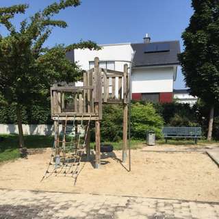 Spielplatz Dietrichstraße – Bild 1