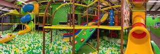 DJ's Adventureland Inc. – Bild 1