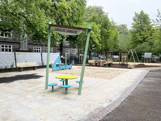 Spielplatz De-Haën-Platz – Bild 1