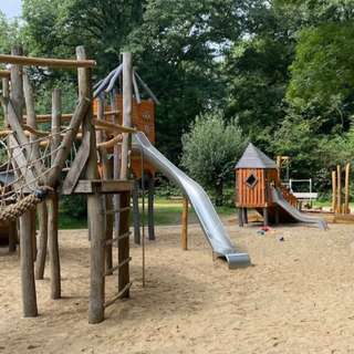 Kinderspielplatz – Bild 3