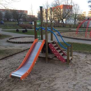 Spielplatz Makarenkostrasse – Bild 1
