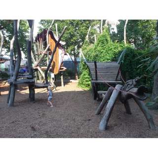 Spielplatz Böhmische Straße – Bild 1