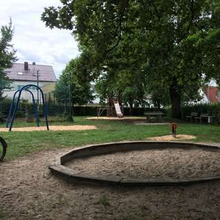 Spielplatz – Bild 2