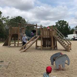 Spiel- & Fußballplatz – Bild 5