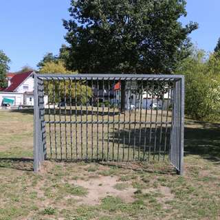 Spiel- und Bolzplatz Waldfrieden – Bild 2