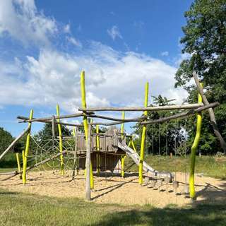 Spielplatz Miltitzer Park – Bild 1