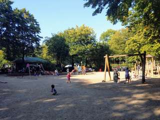 Spielplatz Goldbekplatz – Bild 1