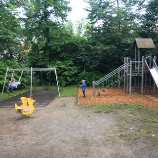 Spielplatz In den Hessengärten – Bild 1