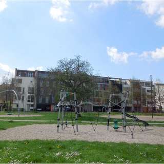 Kinderspielplatz Paul Ehrlich Straße – Bild 1