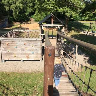 Abenteuerspielplatz – Bild 1