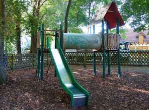 Spielplatz – Bild 2