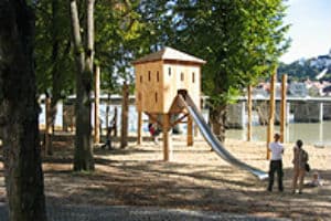 Spielplatz an der Innpromenade – Bild 1