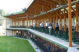 Birdies & Buckets Family Golf Centre – Bild 1