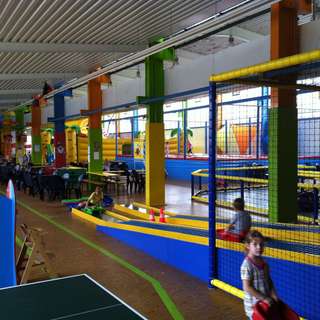 Spiel und Freizeitgelände Geißbergstraße – Bild 3
