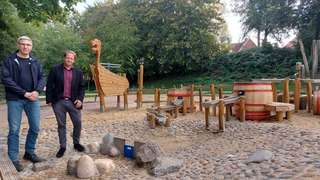 Insel Spielplatz – Bild 1