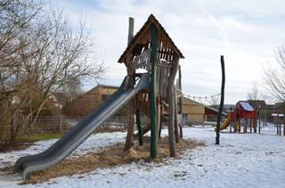 Spielplatz Am Wäldchen – Bild 1
