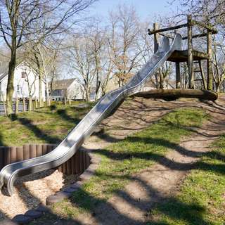 Spielplatz Werdauer Straße – Bild 1