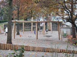 Place de jeux – Bild 6