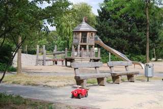 Hoeschplatz (Wasser Park) – Bild 2