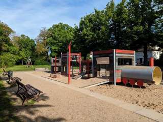 Eisenbahn Spielplatz – Bild 1