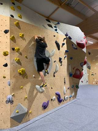 Boulderhalle Neustadt PETZ – Bild 2