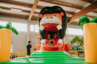 TSCHAKKA BAY – Bild 1