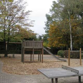 Spielplatz Hirschstraße – Bild 1