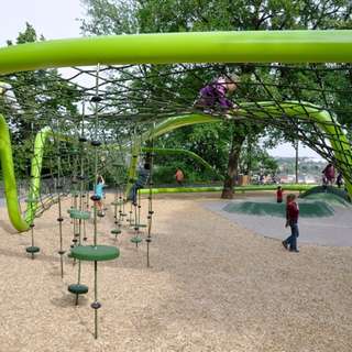 Spielplatz Schulberg – Bild 1