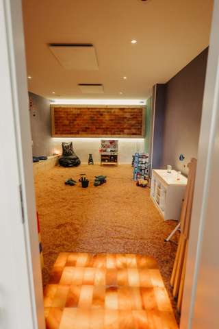 die Salzkiste Eltern-Kind-Café mit separater Salzgrotte – Bild 1