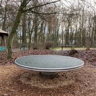 Park Spielplatz – Bild 4