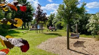 Spielplatz am Ahrensburger Kamp – Bild 1